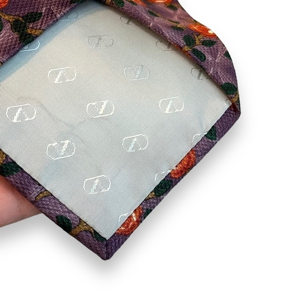 NEW Valentino 100% Silk Tie Red Rose Floral Print Handmade in Italy Luxury - Picture 5 of 9